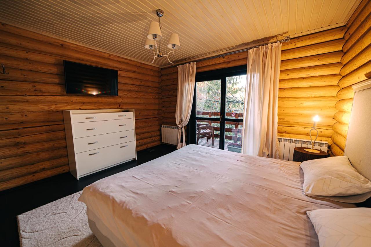 Chalet Melodiyagir Pilipets エクステリア 写真